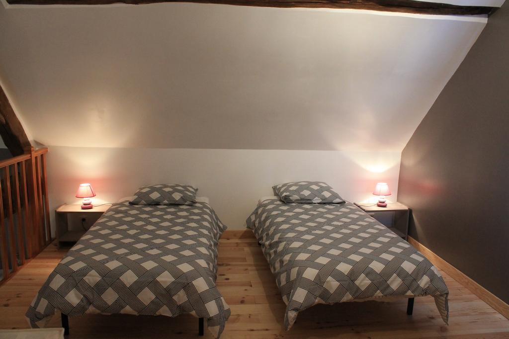 Gite De La Huaudiere Mosnes Zimmer foto